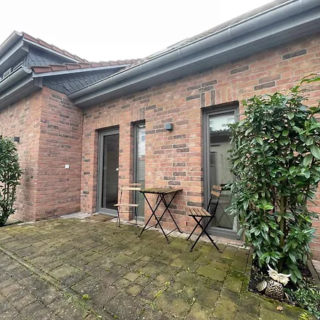 kleines Appartement am Schlossparkcenter Schwerin  Exterior foto