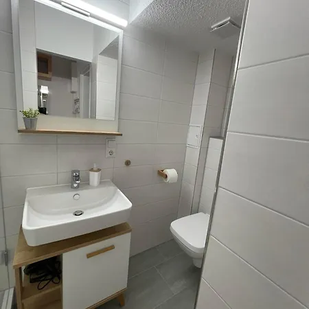 kleines Appartement am Schlossparkcenter Schwerin  Exterior foto
