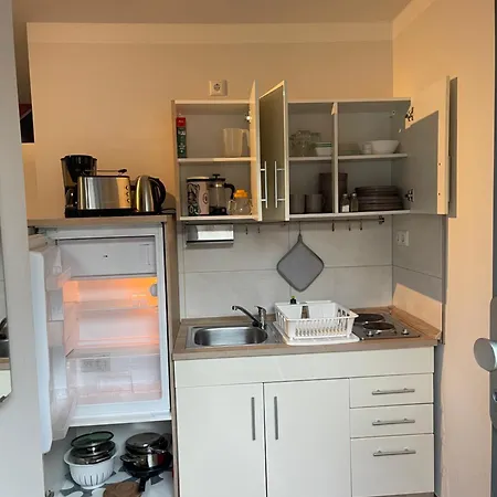 kleines Appartement am Schlossparkcenter Schwerin  Zimmer foto