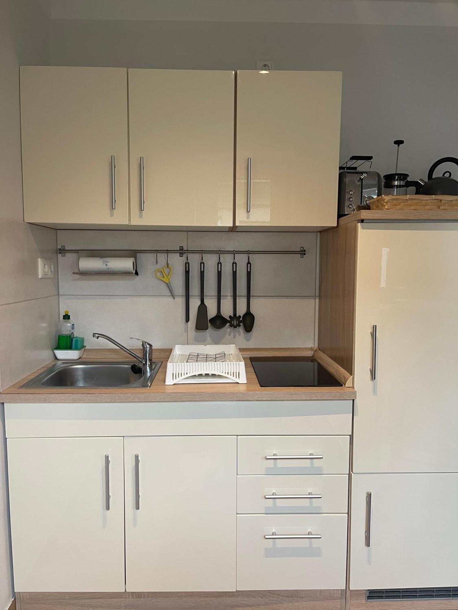 Kleines Am Schlossparkcenter Apartment